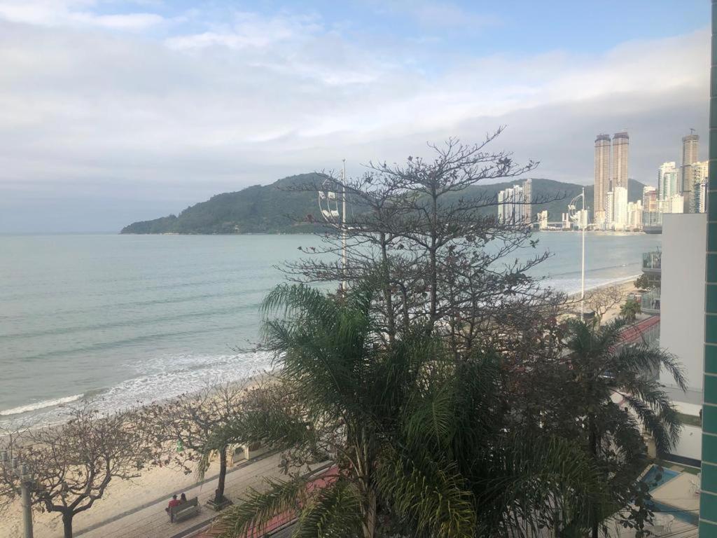 Apartamento Baln Camboriu - Beira Mar Balneário Camboriú Exterior foto